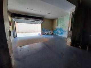 Local commercial à Casablanca. Local jto ctra viladecans