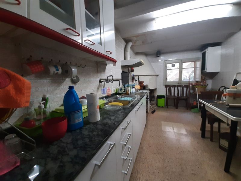 Foto af1edb8a-166b-47c4-9c39-79a80e02c4be. Casa amb calefacció a Vinyets-Molí Vell Sant Boi de Llobregat