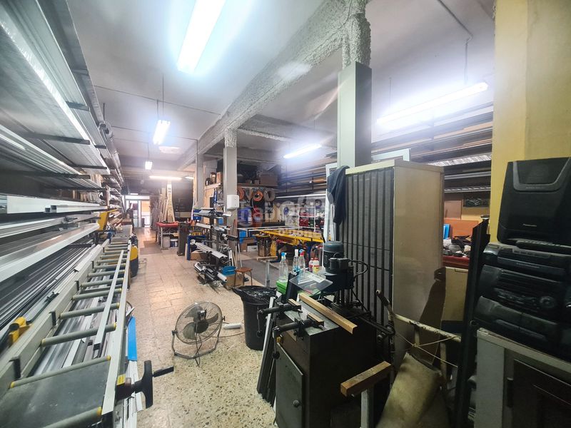 Foto a8c3ab19-5d6c-4532-9513-a37a1347aed9. Business premise in Centre Sant Boi de Llobregat