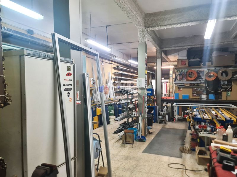 Foto f003e60d-cf75-4157-b389-37317d2d4076. Business premise in Centre Sant Boi de Llobregat