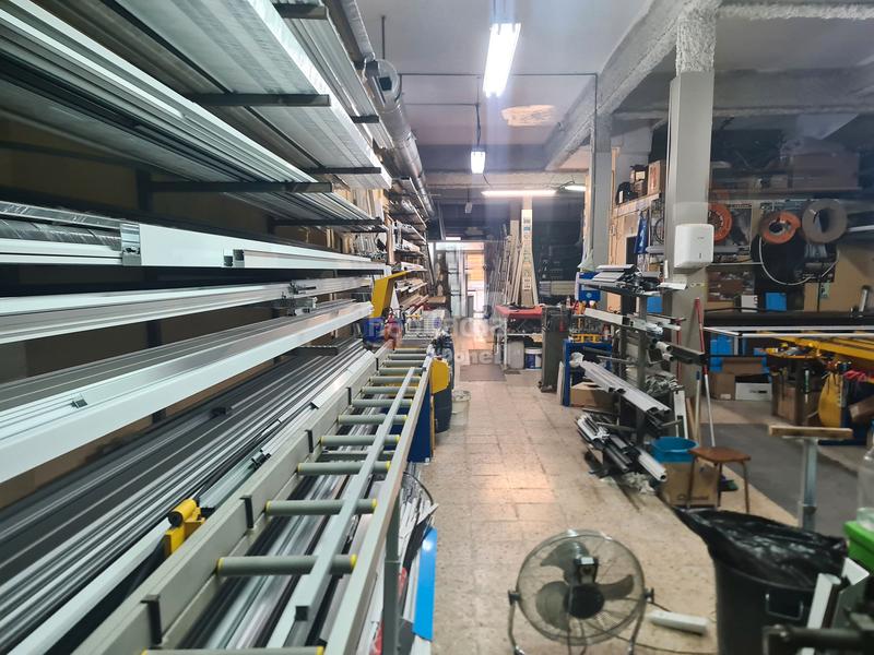 Foto b42ad560-f48e-4de6-bdc7-eec674d6444f. Geschäftsraum in Centre Sant Boi de Llobregat