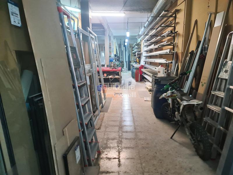 Foto cc29bad1-ad1f-48db-b8d8-348d353ef7b0. Geschäftsraum in Centre Sant Boi de Llobregat