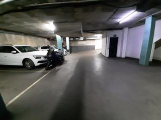 Lloguer Aparcament cotxe  Carrer riereta. Plaza de parking en casco antiguo