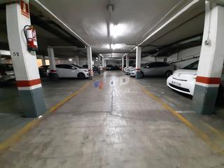 Parking voiture à Marianao