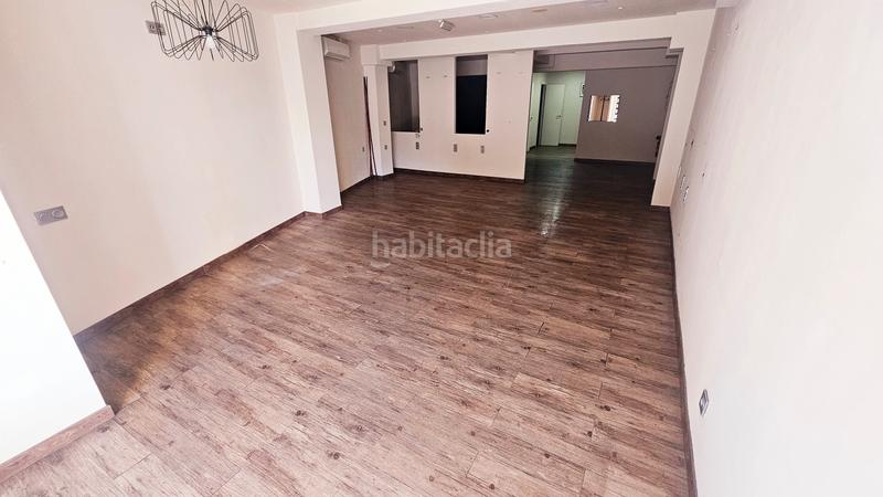 Foto 9ca09bee-0eed-4c60-879e-a66693758179. Rent business premise in Centre Sant Boi de Llobregat