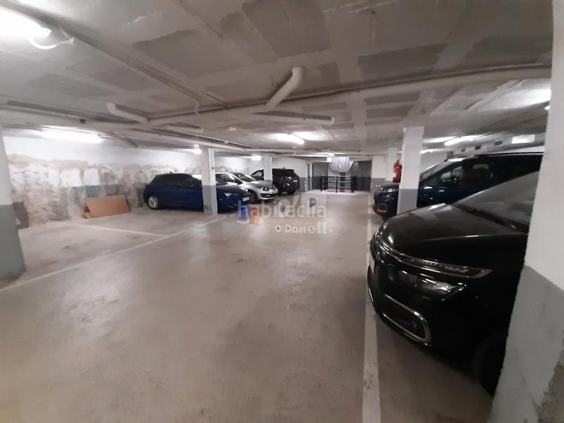 Foto 8f3b0a93-646d-4771-9c1c-3b9470504f2d. Parking coche en Vinyets-Molí Vell Sant Boi de Llobregat
