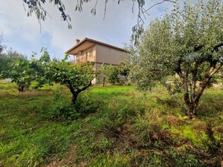 Xalet a Piera. Gran casa esquinera a 4 vientos con piscina