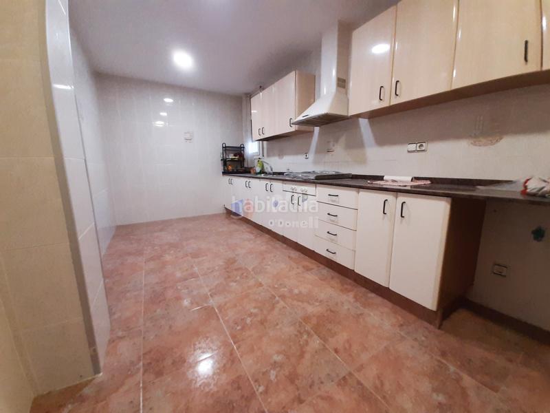 Foto 1067b887-57b9-4106-9df5-084d25228eb5. Casa con riscaldamento in Centre Sant Boi de Llobregat