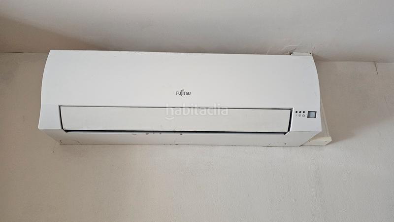 Foto 8ac75829-0fe8-4c20-a841-06dc73a36411. Locale commerciale in Centre Sant Boi de Llobregat