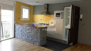 Appartement à Centre. Piso luminoso con parquet en pleno casco antiguo
