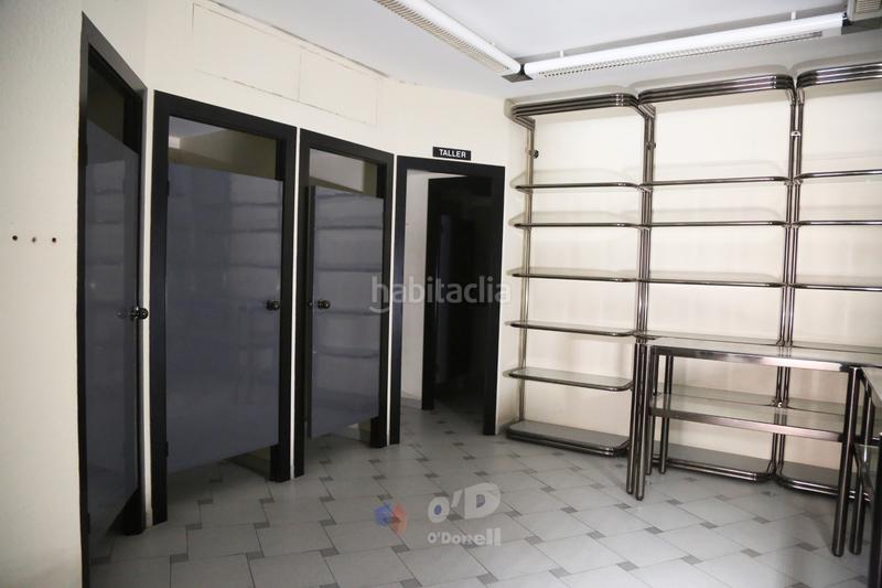 Foto 6513f41a-1573-48da-94c3-034a39c20880. Locale commerciale in Marianao Sant Boi de Llobregat