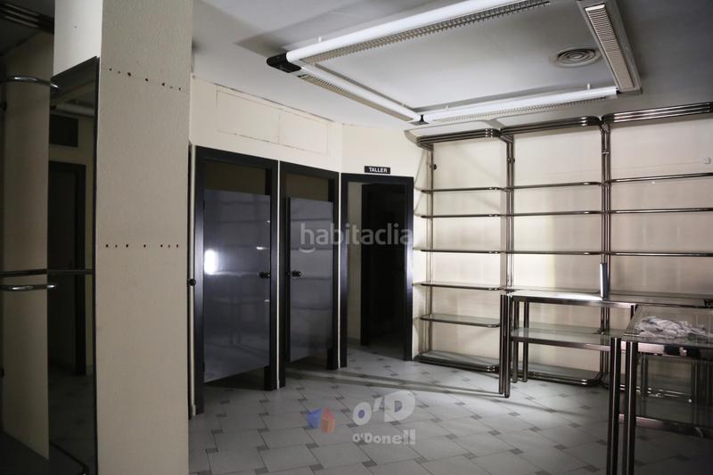 Foto 77a0c3ab-4c4f-4368-90d8-58d8a530e6ce. Locale commerciale in Marianao Sant Boi de Llobregat