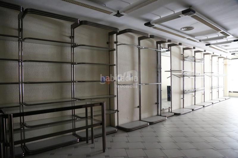 Foto be8f7132-0544-4f4e-a613-067681428b9e. Locale commerciale in Marianao Sant Boi de Llobregat