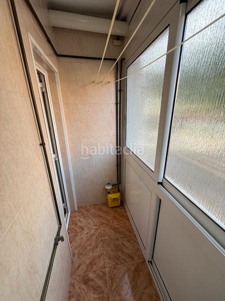 Foto bad504b8-c715-4b0a-b282-6bd958f8e3c8. Piso bonito piso totalmente reformado en La Gavarra Cornellà de Llobregat