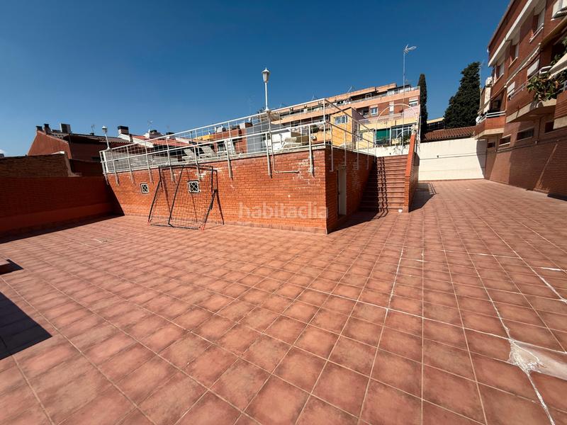 Foto 89ae4e4a-258d-4974-8e6c-ea4935c179e6. Maison jumelée avec cheminée chauffage parking piscine dans Sant Boi de Llobregat