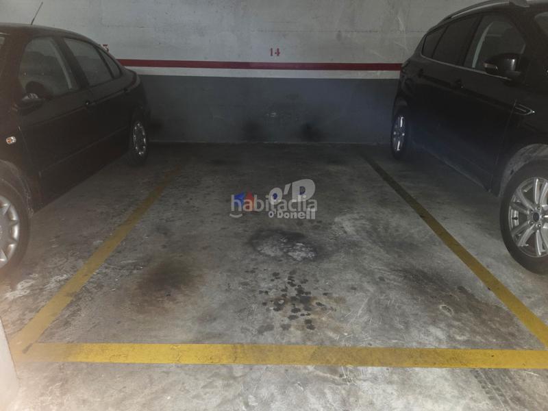 Foto 9199fa15-9550-4e18-923f-e8a929ec8364. Parking coche parking en calle victoria en Marianao Sant Boi de Llobregat