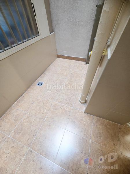 Foto 26e1cc4b-a0c8-47e1-8be9-f7f5de1842ea. Pis amb calefacció a Marianao Sant Boi de Llobregat