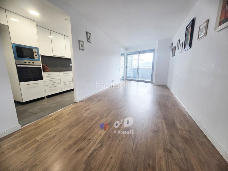 Foto 21d1528d-5edc-4eb3-aacb-c4e2bcb2be3c. Pis amb calefacció piscina a Marianao Sant Boi de Llobregat