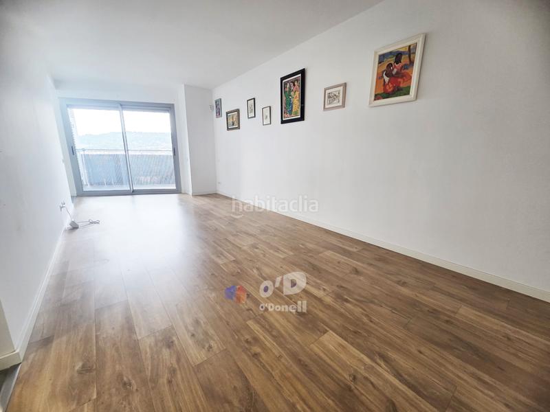 Foto 4f84c1fb-d16b-454c-a4ef-101c9a41cff2. Pis amb calefacció piscina a Marianao Sant Boi de Llobregat