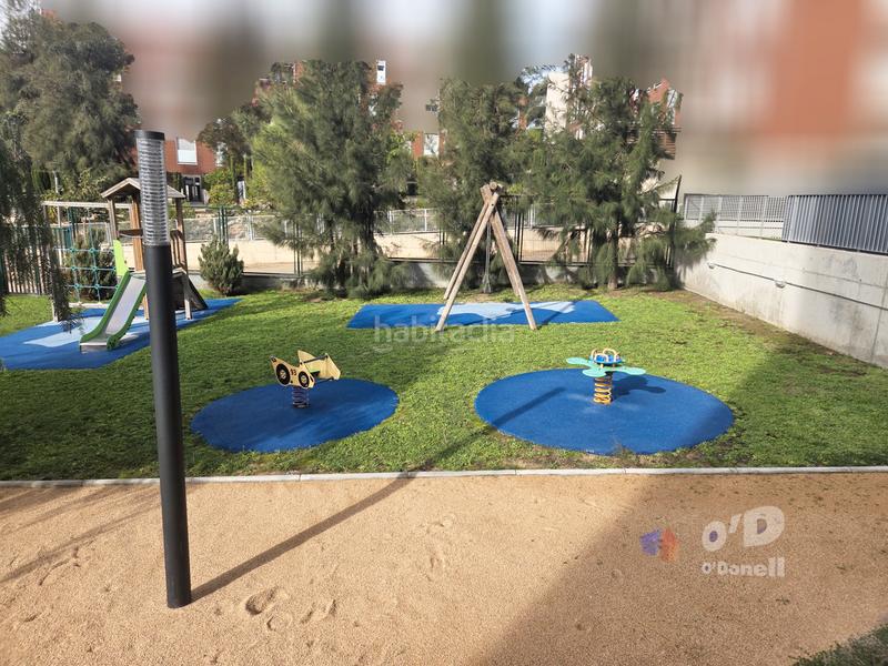 Foto 749dca24-e14e-49df-b49f-790d33304671. Pis amb calefacció piscina a Marianao Sant Boi de Llobregat