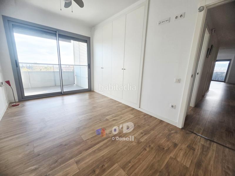 Foto b6ca84e5-a42f-4b10-9e8c-12f4bf7acf45. Pis amb calefacció piscina a Marianao Sant Boi de Llobregat