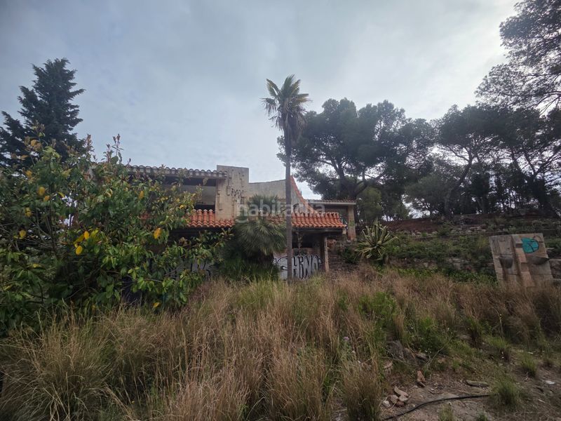 Foto 2a5cd7f0-8b27-4235-8f35-4680f00fc316. Terreny residencial a Bruguers Gavà