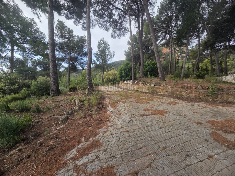 Foto c6d9f287-0a01-48e7-b932-9b392e8cec33. Terreny residencial a Bruguers Gavà