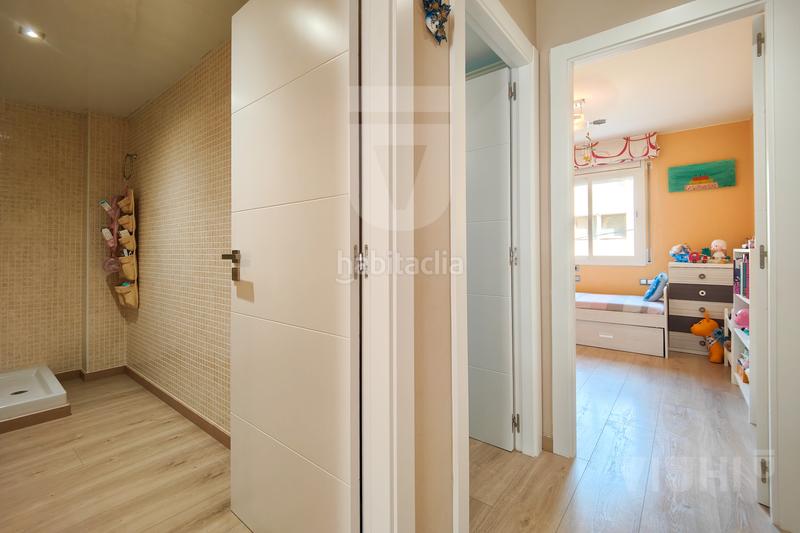 Foto 487d5dbd-8e3e-4174-8797-f6792df90f83. Pis amb calefacció aparcament a Montgat