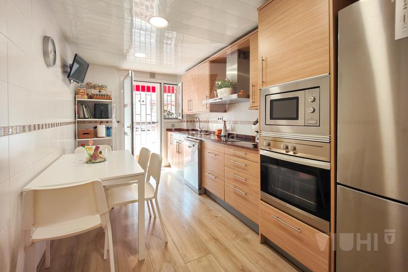 Foto 5c41c743-c94a-4ec2-a5a4-644e46e4d03d. Pis amb calefacció aparcament a Montgat