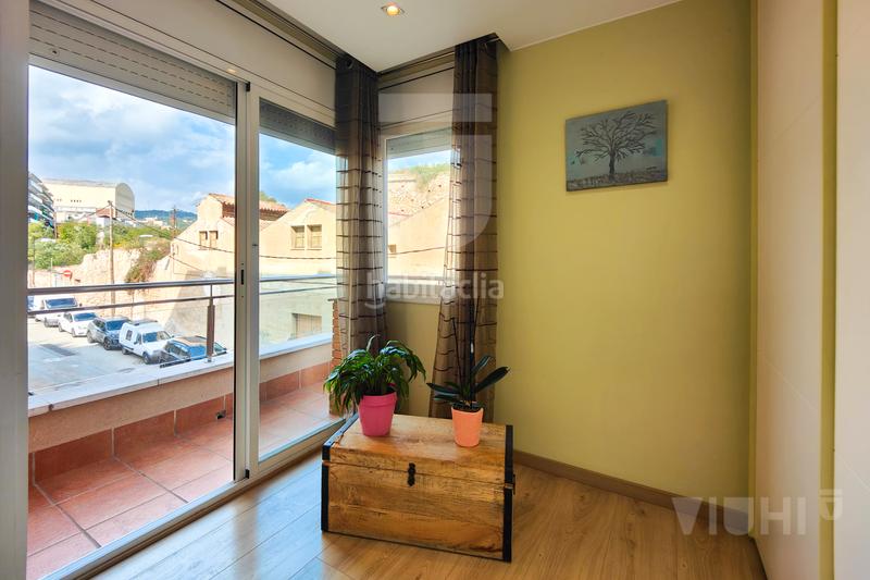 Foto 6f0f9f77-a167-4ed1-94b8-74151c813d3f. Pis amb calefacció aparcament a Montgat