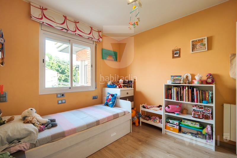 Foto d2f8e146-c46d-4e44-950f-95707dc06764. Pis amb calefacció aparcament a Montgat