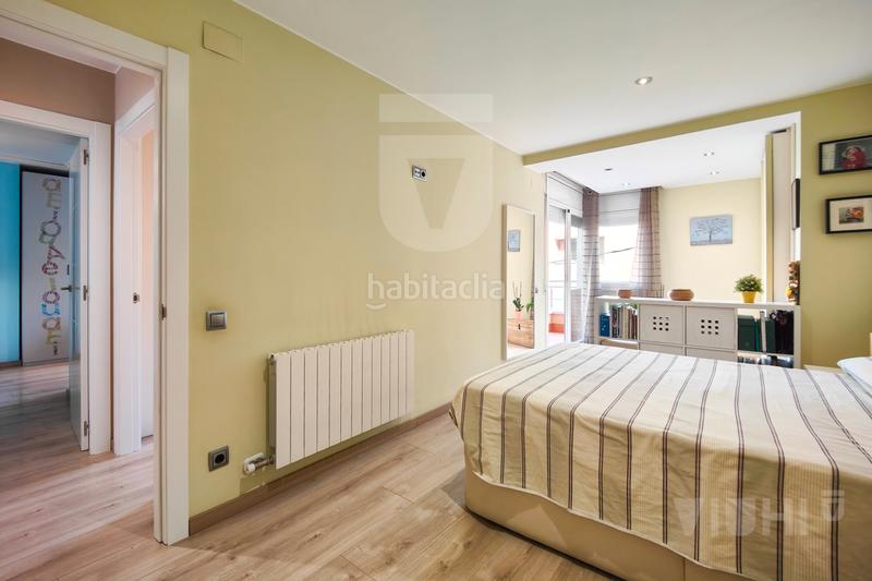 Foto d8455c45-fa72-4381-8a86-9d64cb8863f3. Pis amb calefacció aparcament a Montgat