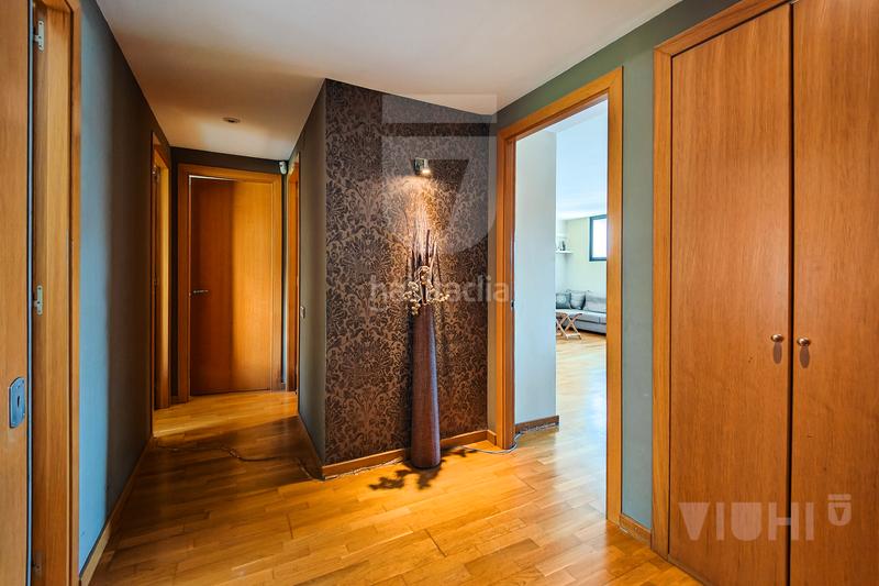 Foto 35d78888-4d0e-4c9a-a334-e29ed3b681a7. Appartamento con riscaldamento parcheggio piscina in Tiana