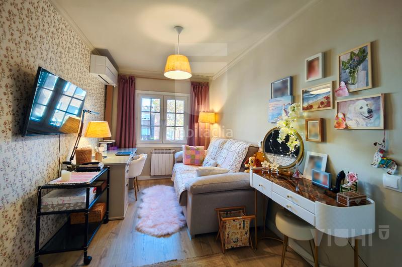 Foto 07ee75e0-097b-4830-a7c8-789189ac4692. Semi detached house with fireplace heating parking in Tiana