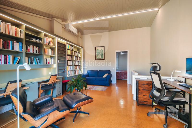 Foto 118c634a-dd27-48ee-90cb-884c74c7a577. Semi detached house with fireplace heating parking in Tiana