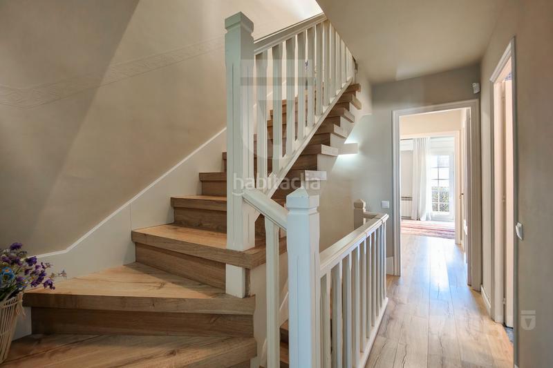 Foto 388ae643-803a-4a24-914e-bd3abb813d28. Semi detached house with fireplace heating parking in Tiana