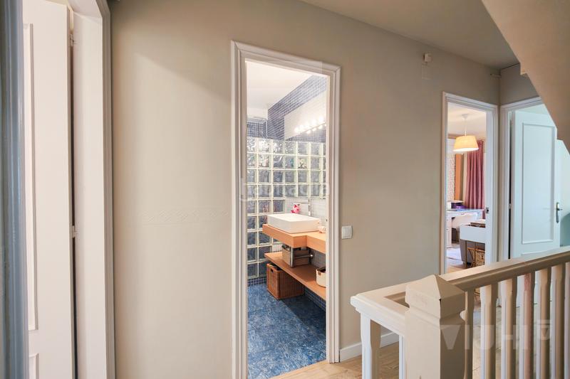 Foto 3d8f17ca-44b4-4505-aa0e-0cafb2104aa2. Semi detached house with fireplace heating parking in Tiana