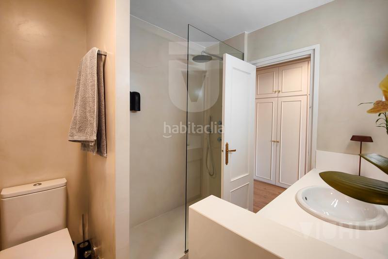 Foto e428984f-d727-4e1d-a217-dab89d743818. Semi detached house with fireplace heating parking in Tiana