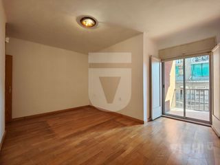 Pis  Carrer de burriac. Piso en mataró