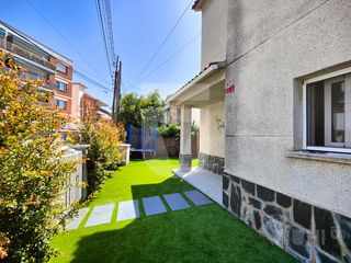 Casa  Carrer de santa madrona. Casa a quatre vents amb vistes al mar a zona residencial del mas