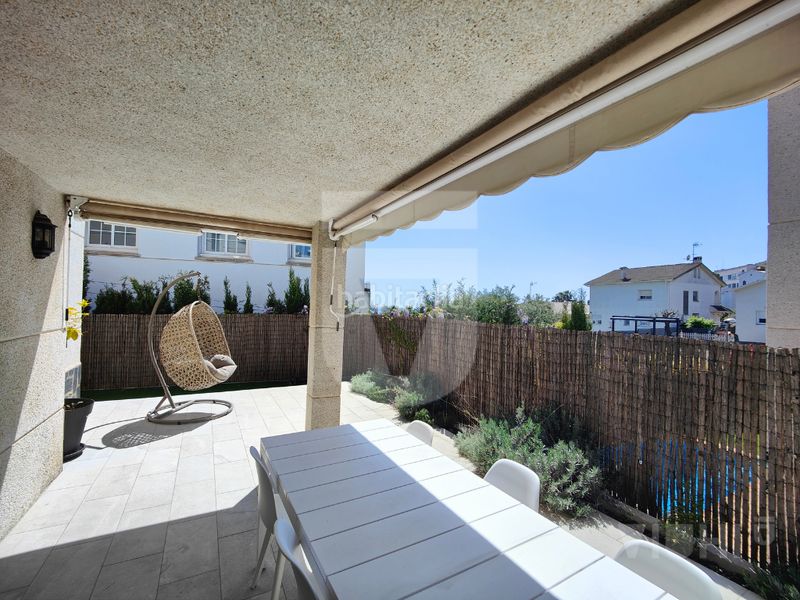 Foto 1a2bcb79-330d-4aa0-b086-086f84499834. Casa amb xemeneia calefacció aparcament a Califòrnia-Santa Madrona Masnou (El)
