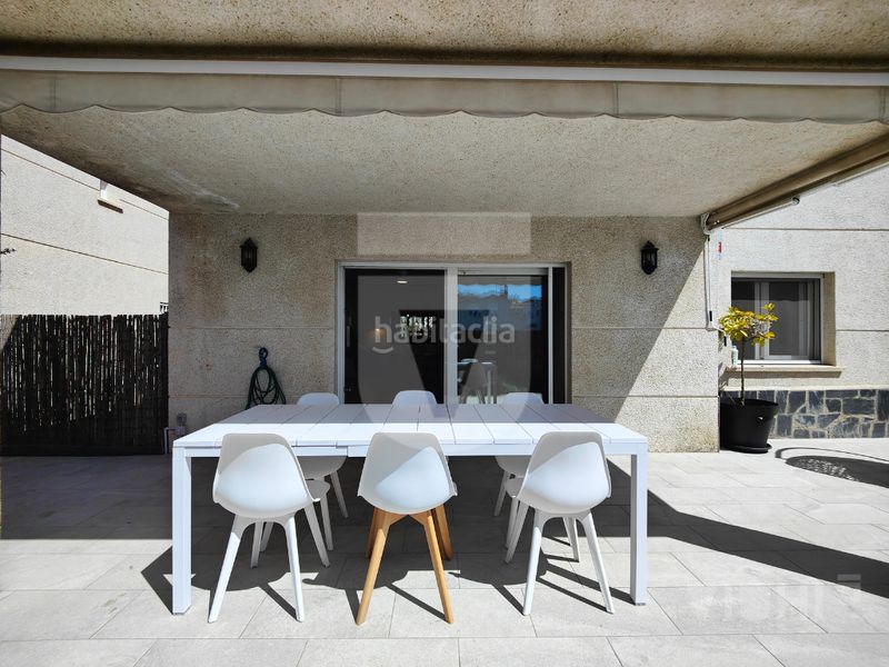 Foto 70447783-ff90-429a-8893-3a7b1da4ac66. Casa amb xemeneia calefacció aparcament a Califòrnia-Santa Madrona Masnou (El)