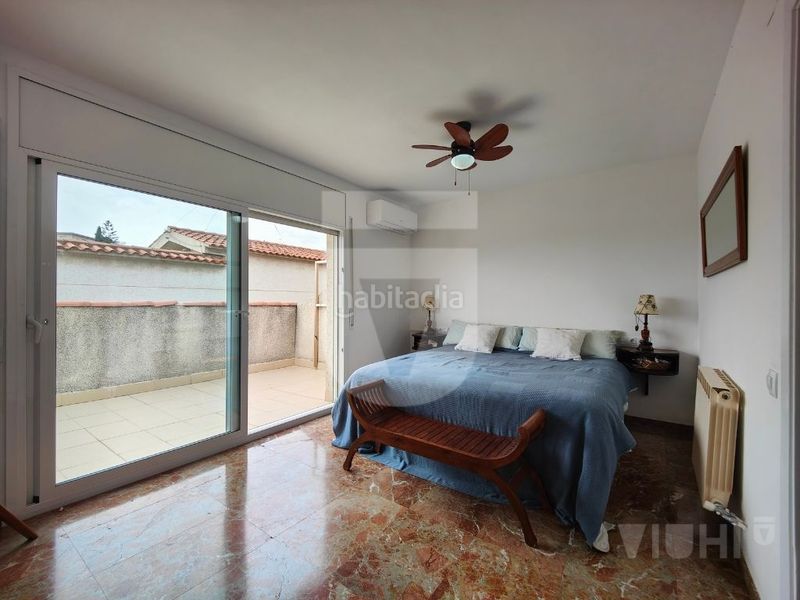 Foto 72aba827-e08d-42a7-9414-d4346ab4665e. Casa amb xemeneia calefacció aparcament a Califòrnia-Santa Madrona Masnou (El)