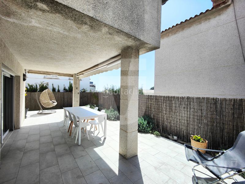 Foto a71b5737-674f-402b-bbeb-2907dcf049f2. Casa amb xemeneia calefacció aparcament a Califòrnia-Santa Madrona Masnou (El)