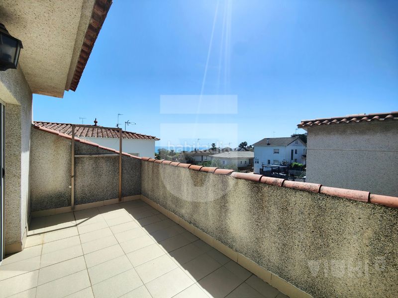 Foto f58ada93-2746-40ee-9354-def67ccff216. Casa amb xemeneia calefacció aparcament a Califòrnia-Santa Madrona Masnou (El)