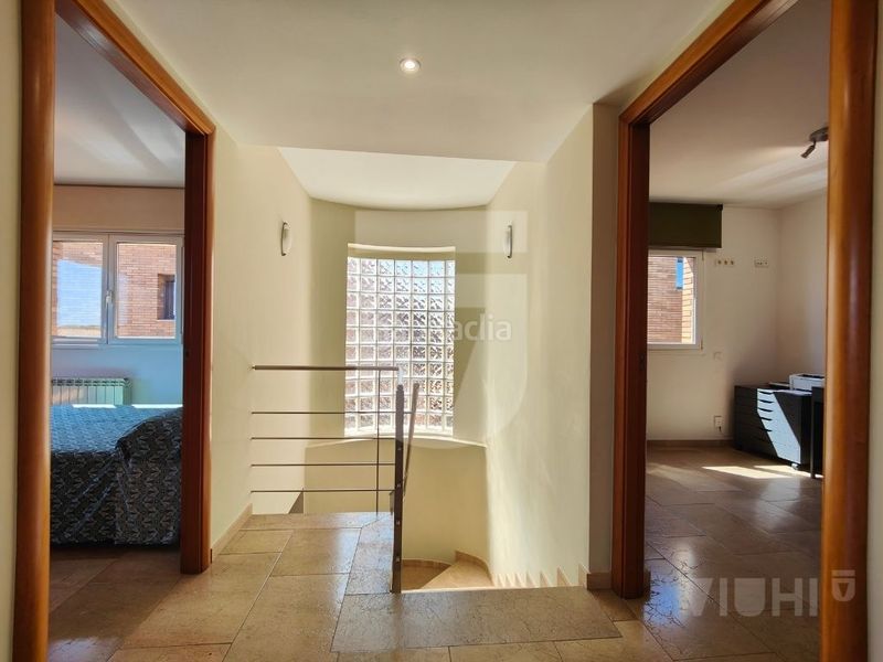 Foto 774e5e42-c5e1-464c-86c9-79b8d3a4ae1d. Casa amb xemeneia calefacció aparcament a Premià de Dalt