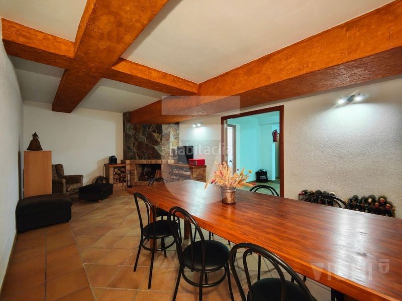 Foto f9c0fc4b-0599-4ffa-a7b4-8c415c25502d. Casa amb xemeneia calefacció aparcament a Premià de Dalt