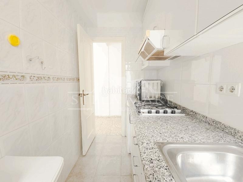 Foto 1a8b4648-9b3d-49ce-a41e-28fd07409373. Appartement avec parking dans Centro Nerja