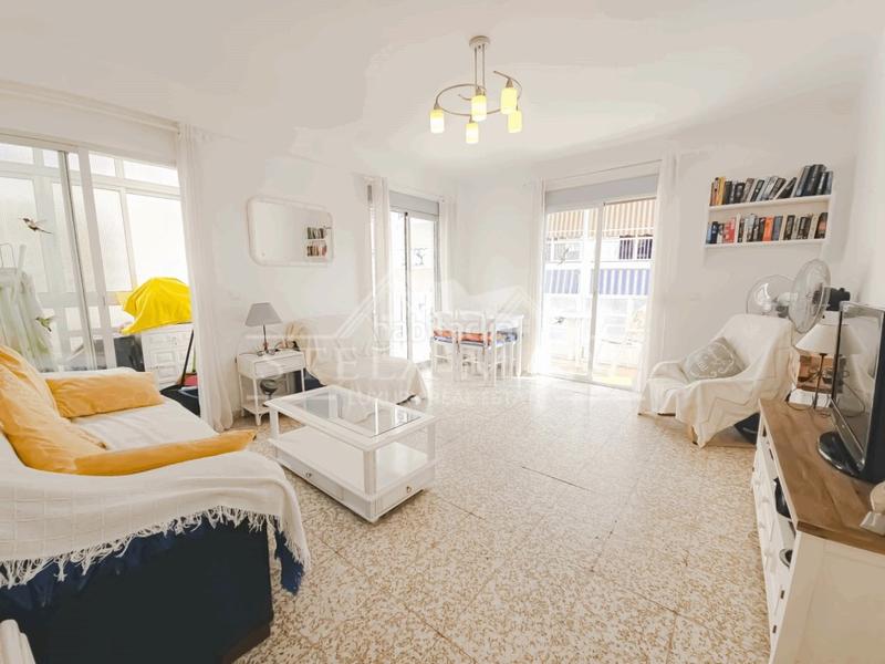 Foto 1b859b1f-e70f-4728-b8ff-70a3a8ebcf23. Appartement avec parking dans Centro Nerja