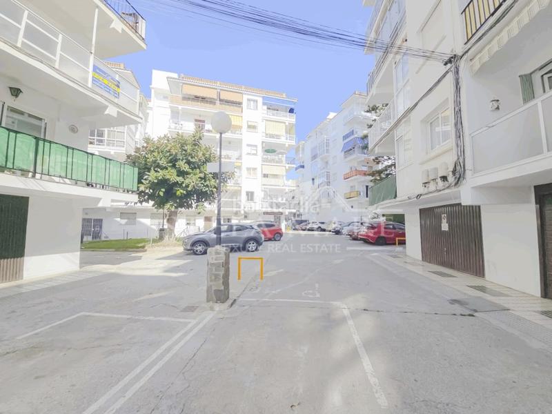 Foto a1ca4b19-e19f-4358-9c64-5eeddd303b31. Appartement avec parking dans Centro Nerja